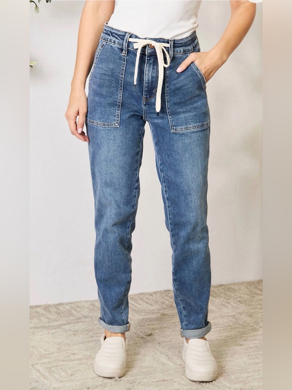Judy Blue High-Rise Jocelyn Jogger Jeans - Picture 1 of 6